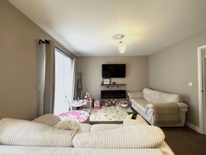 Lounge- click for photo gallery